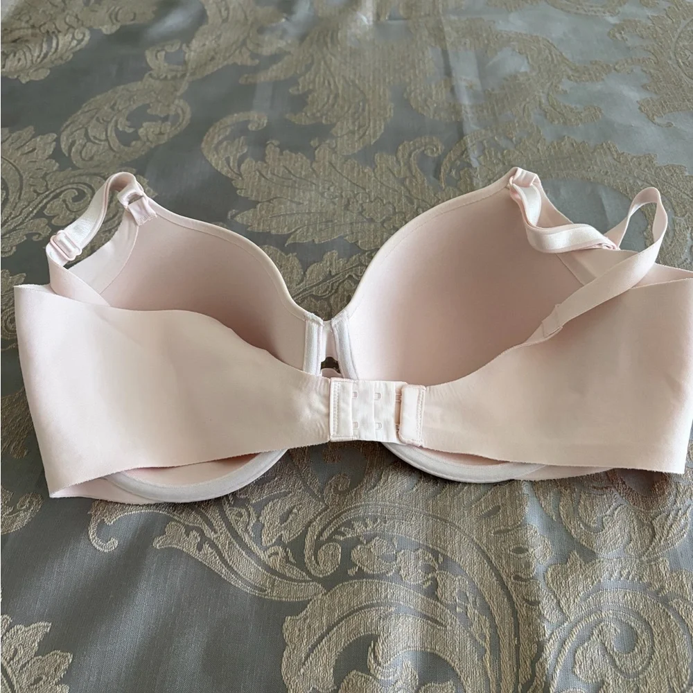 Warner's Beige Smooth T-Shirt Bra - Picture 3 of 3